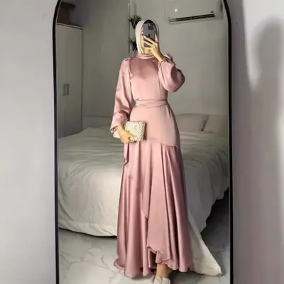 Image de Robe Maxi Musulmane Élégante - Abaya & Caftan 2025
