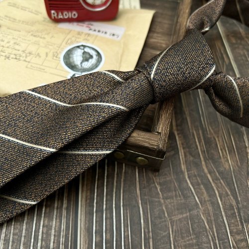 Zdjęcie Elegancki jedwabny krawat męski w kolorze granatowym i brązowym – nowa moda na 7 cm, idealny do garnituru, koszuli i smokingu, doskonały wybór na wesele, imprezę lub codzienne noszenie