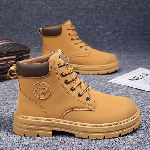 Image de Bottes de moto homme tendance, confortables et robustes - Hiver 2026