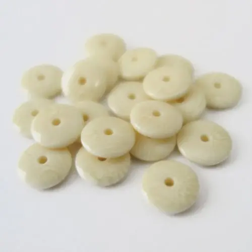 Image de Perles Rondes Ivoire 6-12mm - Lot de 100 Pièces