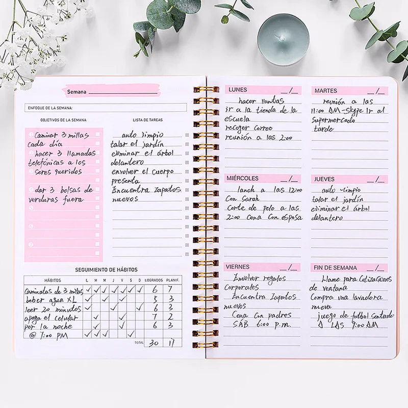 Zdjęcie Agenda szkolna A5 na rok 2023 – notatnik z harmonogramem tygodniowym i dziennym, system bullet journal, język hiszpański i angielski, idealny dla uczniów i studentów