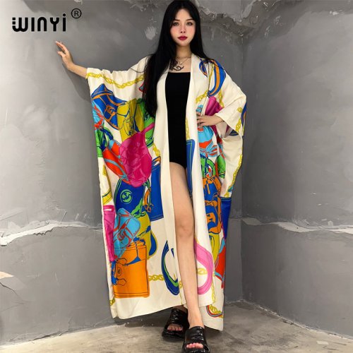 Bild von Boho Kimono mit Afrika-Print – Elegantes Strandoutfit für Frauen