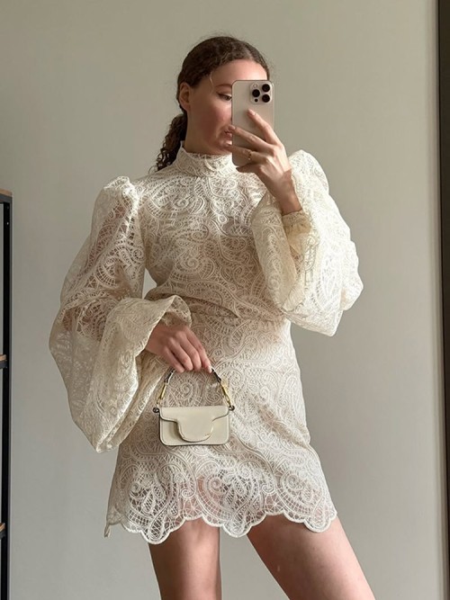 Image de Robe Mini Dentelle Chic Col Haut Manches Longues