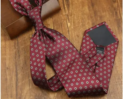 Image de Cravate Homme Vintage Diamant Marron Blanc - Style Business Élégant