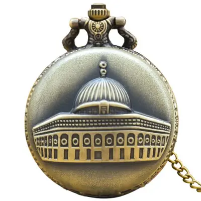 Image de Montre de Poche Vintage en Bronze - Cadeau Élégant pour Hommes et Femmes