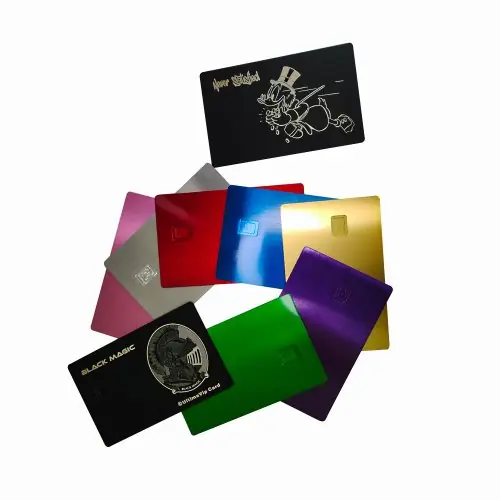 Image de Cartes Cadeaux Métal Artisanal Élégantes