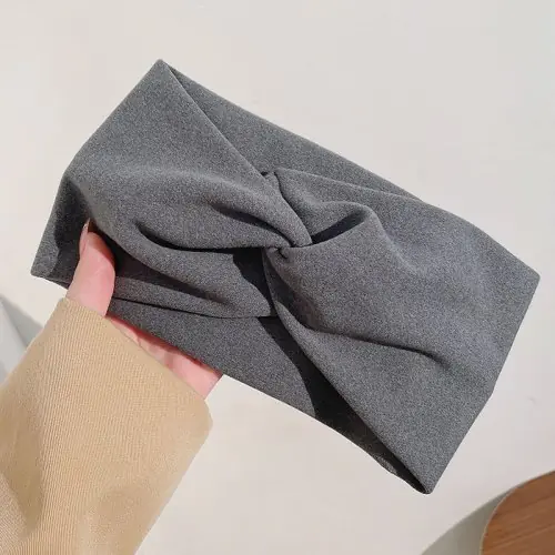 Image de Bandeau de Sauna Élégant pour Femmes