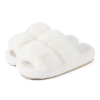 Image de Pantoufles douillettes en peluche pour femmes - Confort hivernal