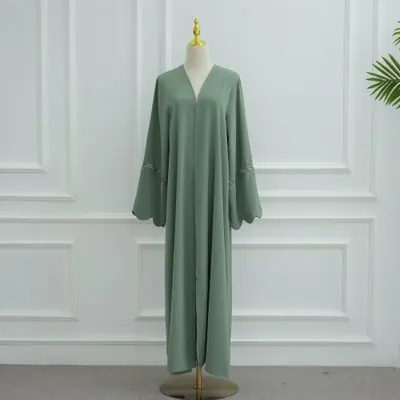 Image de Abaya Brodée Luxueuse - Robe Hijab Élégante pour Femme