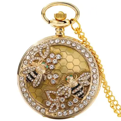 Image de Montre de Poche Élégante avec Pendentif en Or et Diamants
