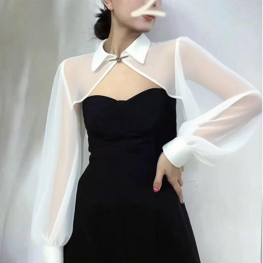 Bild von Eleganter schwarzer Chiffon-Mantel für Damen – Abend- & Hochzeitsjacke