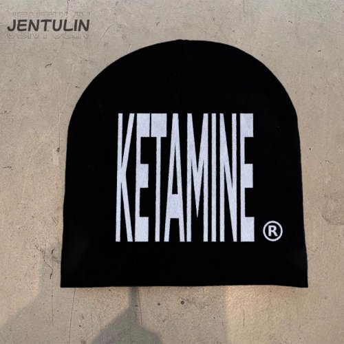 Immagine di Berretto Y2K in Maglia per Donna e Uomo – Cappello Lettera Divertente, Streetwear Invernale, Stile Kpop Vintage Gotico, Caldo e Unisex
