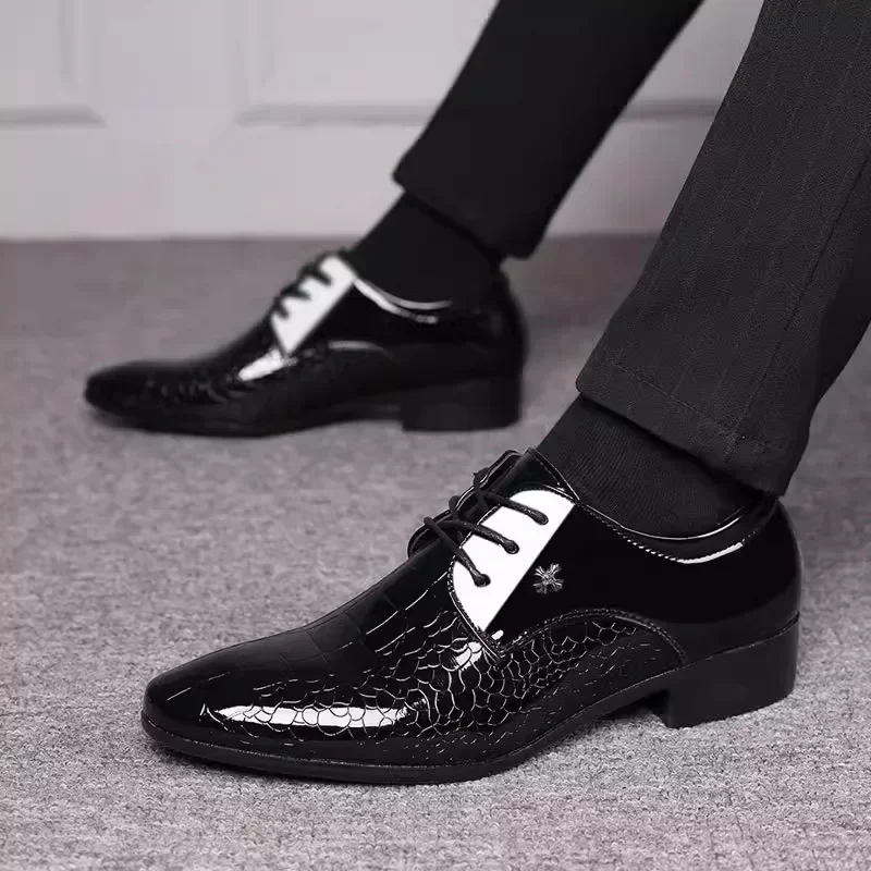 Bild von Elegante Italienische Oxford-Schuhe für Herren – Klassische Lackleder Derbies in Übergröße für Hochzeiten und formelle Anlässe