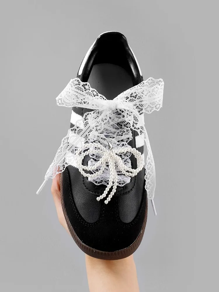 Imagen de Cordones Planos de Encaje Elegante de 2,9 cm de Ancho para Zapatillas de Deporte y Zapatos Informales para Mujer - Accesorios de Cordones en Blanco y Negro