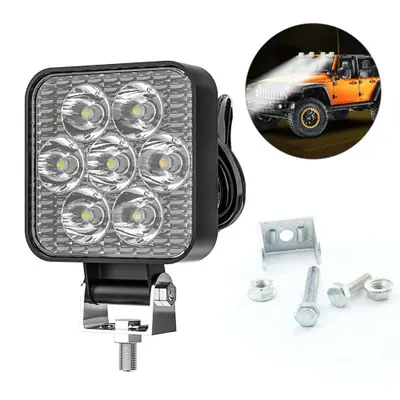 Image de LED 2.5" 21W - Lampe de travail puissante pour moto, 4x4, camion