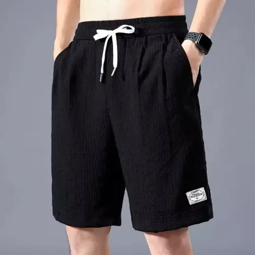 Image de Shorts Hommes en Soie Respirant - Style Sportif & Tendance