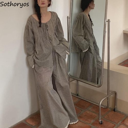 Immagine di Pigiama Donna in Plaid con Pizzo – Stile Coreano Morbido e Comodo