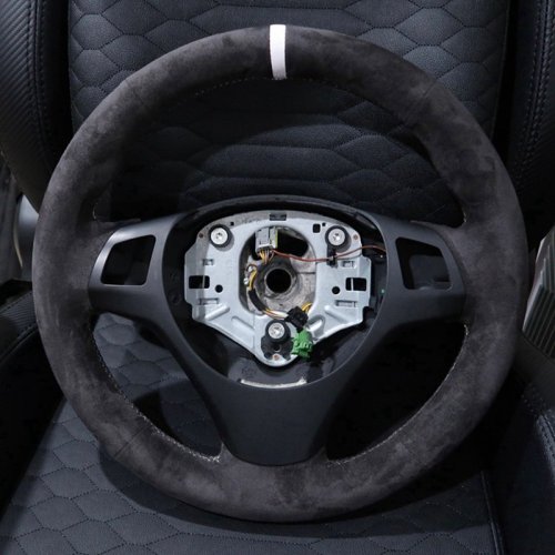 Bild von Premium Lenkradabdeckung aus Wildleder für BMW M-Sport Modelle