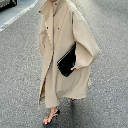 Bild von Elegante Damen Lederjacke mit Stehkragen – Trendiger Mantel für Herbst & Winter