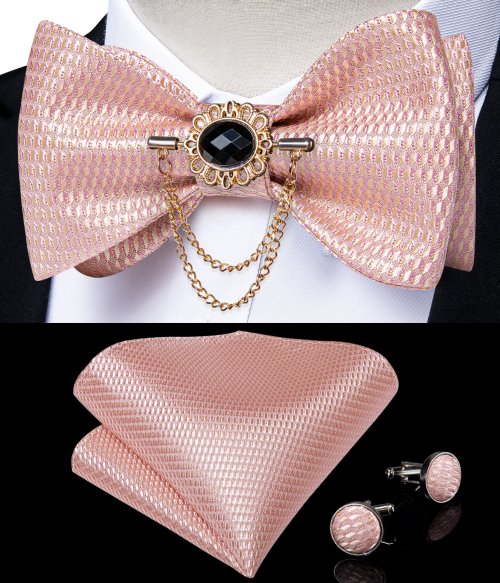 Imagen de Conjunto Elegante de Pajarita Rosa Lisa para Hombre con Pajarita de Bolsillo, Gemelos Cuadrados y Broche - Ideal para Bodas, Matrimonios, Fiestas de Negocios y Ocasiones Formales