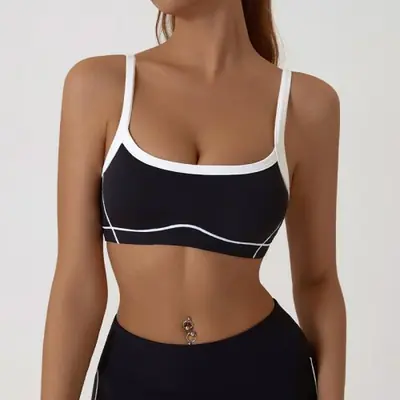 Image de Soutien-Gorge de Yoga Sportif - Confort & Style