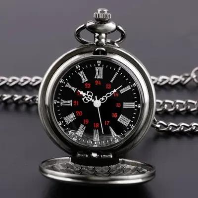 Image de Montre de Poche Vintage en Acier - Élégance Classique