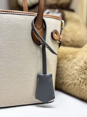 Image de Pendentif de Bagage Personnalisable - Accessoire de Sac en Cuir PU