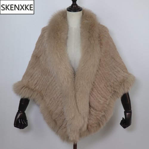 Image de Châle en Fourrure de Lapin Véritable avec Col de Renard