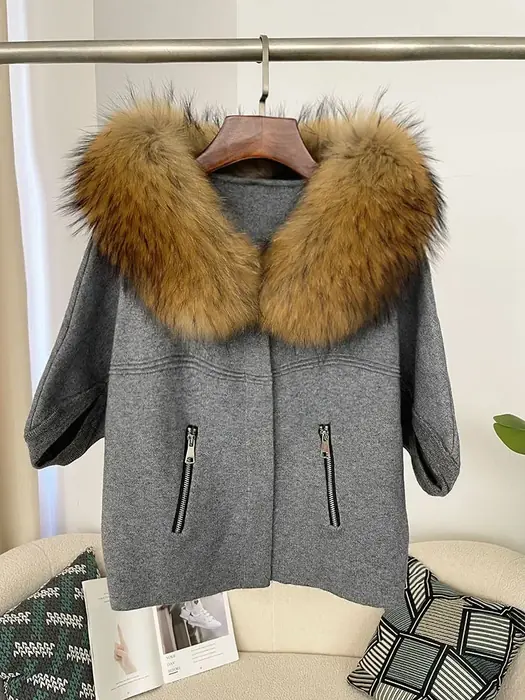 Image de Manteau Femme Fourrure Réelle Col Ratel - Hiver Chaud & Tendance
