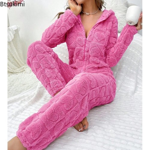 Bild von Gemütliche Winter-Pyjama-Set für Frauen mit Kapuze