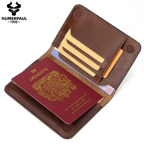 Image de Porte-Passeport en Cuir RFID - Voyage Élégant & Sécurisé
