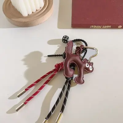 Image de Porte-clés Chat en Cuir - Accessoire Mignon pour Voiture et Sac