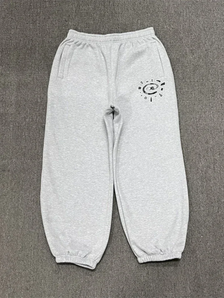Imagen de Pantalones de Chándal de Lana con Estampado Vintage para Mujer, Modelo Clásico de Pierna Ancha, Cálido y Informal en Gris y Negro, Ideal para Correr y Estilo Hip Hop, Invierno 2024