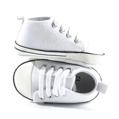 Image de Chaussures Bébé Premiers Pas - Étoiles & Antidérapantes