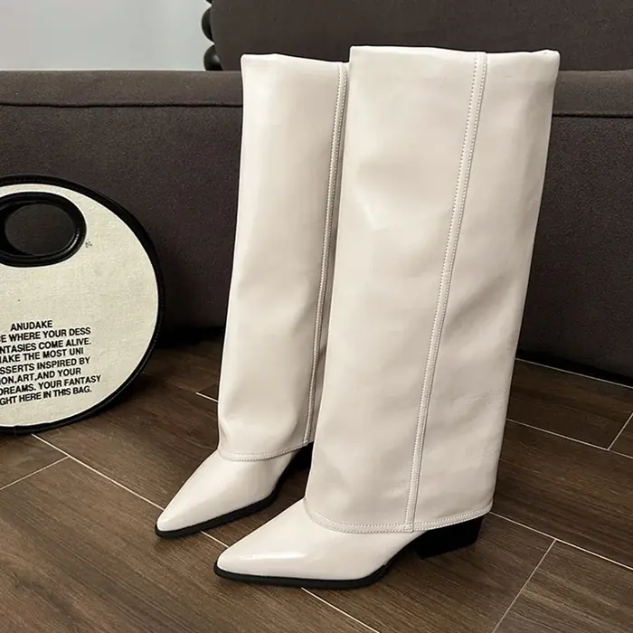 Image de Bottes Hautes Sexy Femme - Style Gothique & Rétro 2024