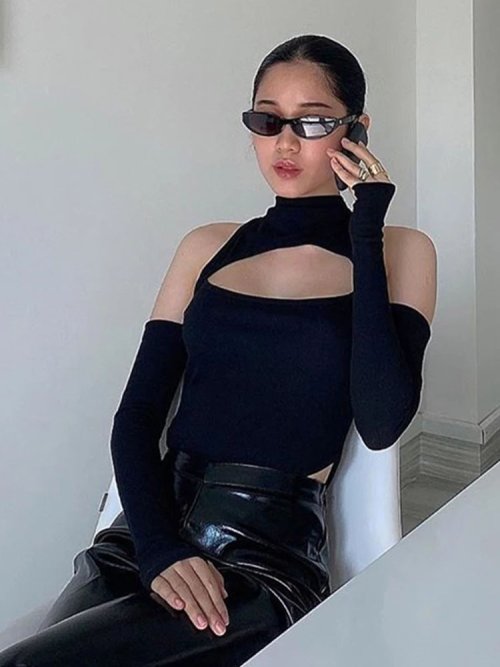 Afbeelding van Elegante Dames Bodysuit met Lange Mouwen - Effene Kleur, Holle Off-Shoulder Jumpsuit met Halfhoge Kraag