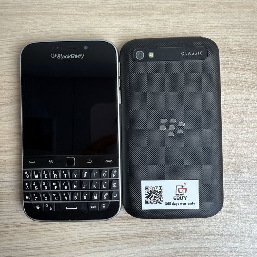 Imagen de BlackBerry Classic Q20 - Smartphone con Teclado QWERTY y 4G LTE