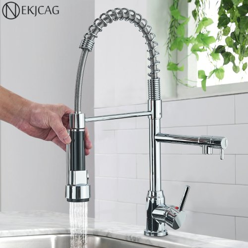 Imagen de Grifo de Cocina Cromado con Rotación 360°, Pulverizador Desplegable y Mezclador de Agua Fría y Caliente, Diseño Moderno con Boquilla Doble Caño para Instalación en Cubierta