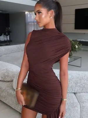Image de Robe de Soirée Marron Élégante Manches Longues