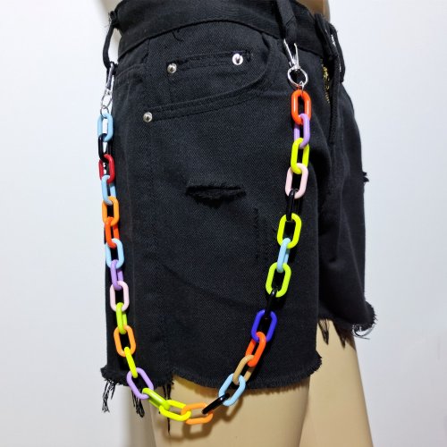 Immagine di Cintura a Catena in Argento con Design Punk Rock per Donna – Accessorio Cool per Jeans e Look Hip Hop Estivo