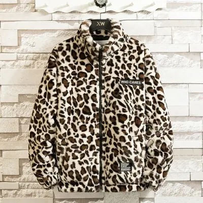 Image de Veste Léopard Tendance Hiver 2025 - Confort & Style