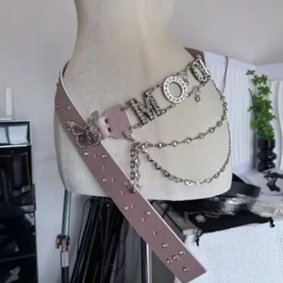 Image de Ceinture Y2K Strass Papillon - Look Hottie & Sexy