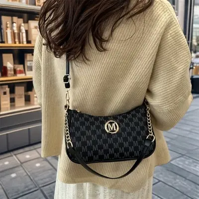 Image de Sac à Main Vintage Élégant pour Femme