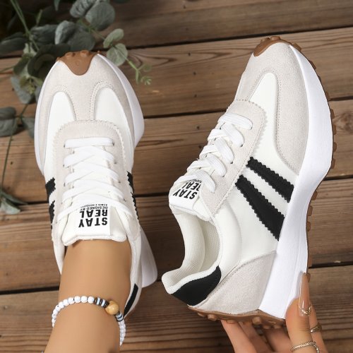 Immagine di Scarpe da Ginnastica Donna 2025 - Stile Patchwork e Comfort