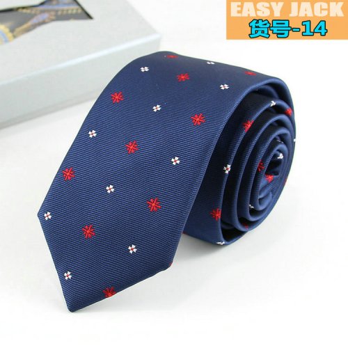 Immagine di Cravatta Sottile in Setas Luxe - Stile Business Casual