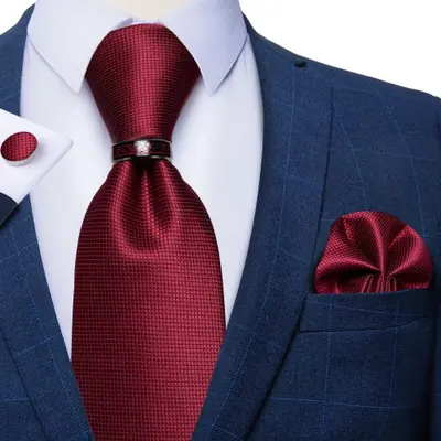 Image de Cravate Florale Beige Homme - Élégance & Style