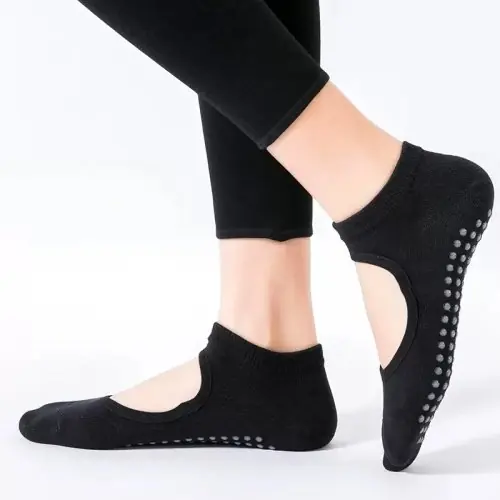 Image de Chaussettes de Yoga Femme Antidérapantes - Idéales pour Pilates, Danse & Fitness