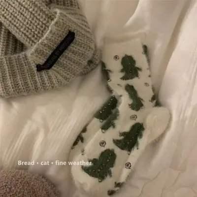 Image de Chaussettes chaudes en molleton corail - Confort absolu pour dormir