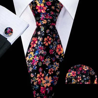 Image de Cravate Homme Soie Jacquard Floral - Élégance & Style
