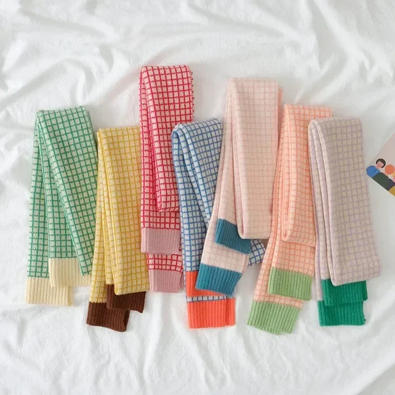 Imagen de Bufanda a prueba de viento para exteriores, bufanda para niños y niñas, bufanda larga de punto a cuadros de retales a la moda cálida para invierno, bufandas para niños
